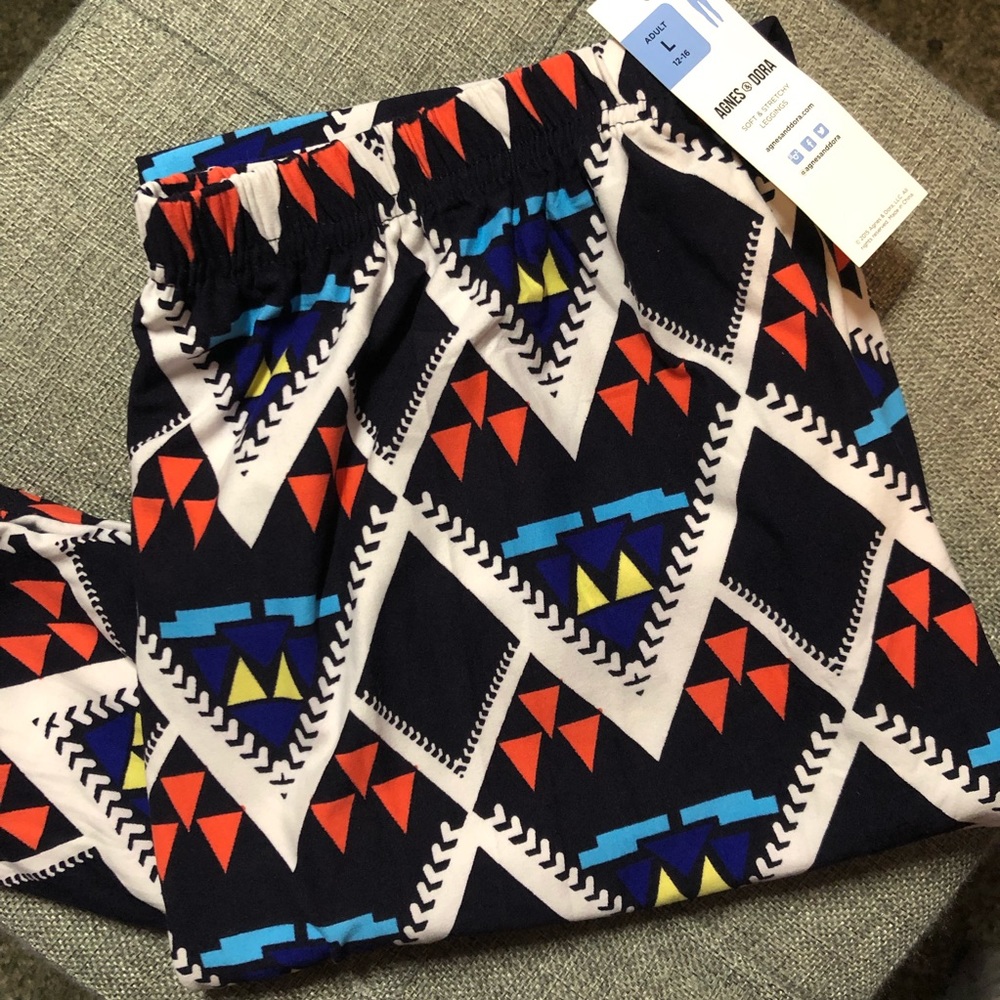 Agnes & Dora Leggings Size Large